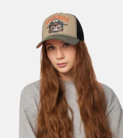 Forest Patrol Beige/Black/Green Trucker - Stetson 15 Forest Patrol Beige/Black/Green Trucker - Stetson -Stetson 4043898988346 Jacqueline20. FEMALE 1 20210922 scaled